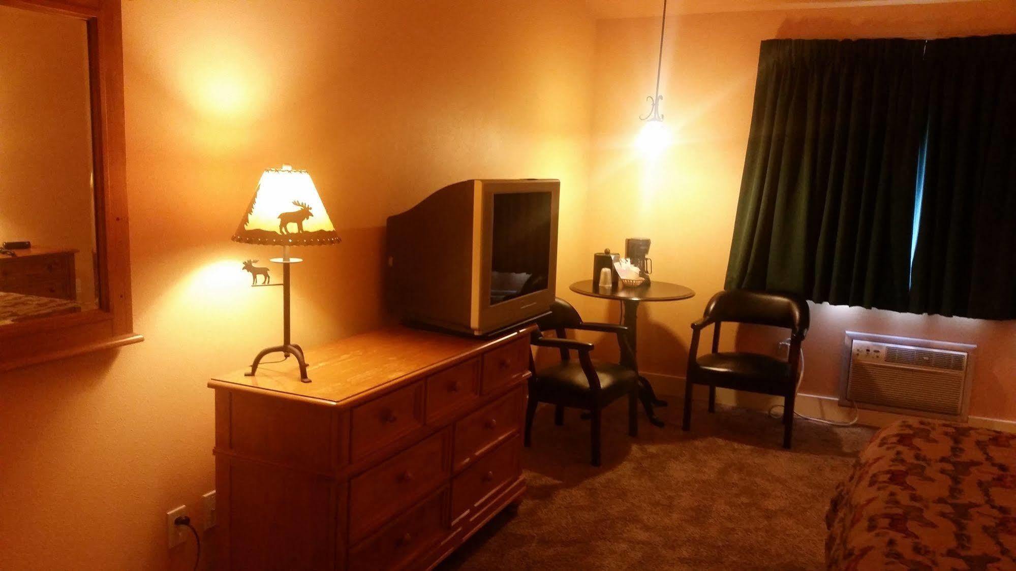 Teton Valley Motel ビクター エクステリア 写真